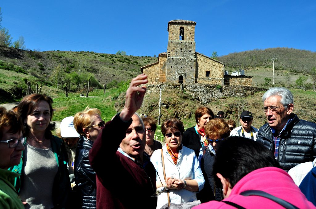 Ramón Gutiérrez relata la historia de la iglesia románica de San Martín de Valdetuéjar