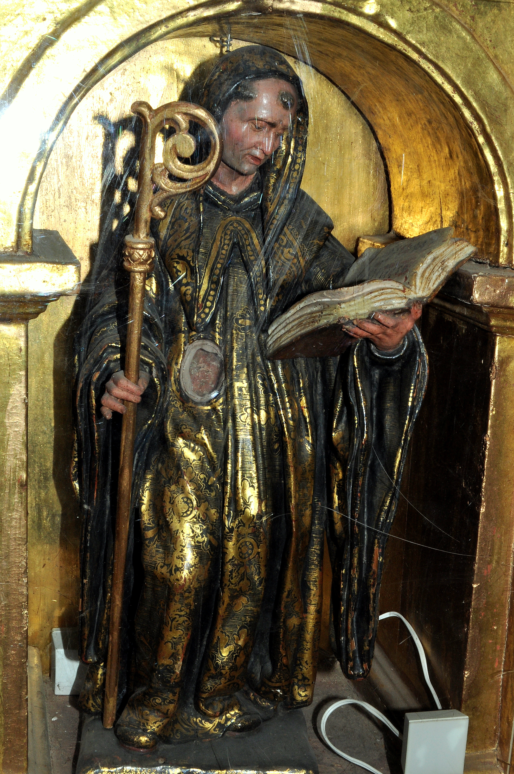San Benito (s. XVII) del escultor berciano Tomás de Sierra. Pertenece a la gran colección de este autor conservada en el Museo Jesuitas de Villagarcía de Campos