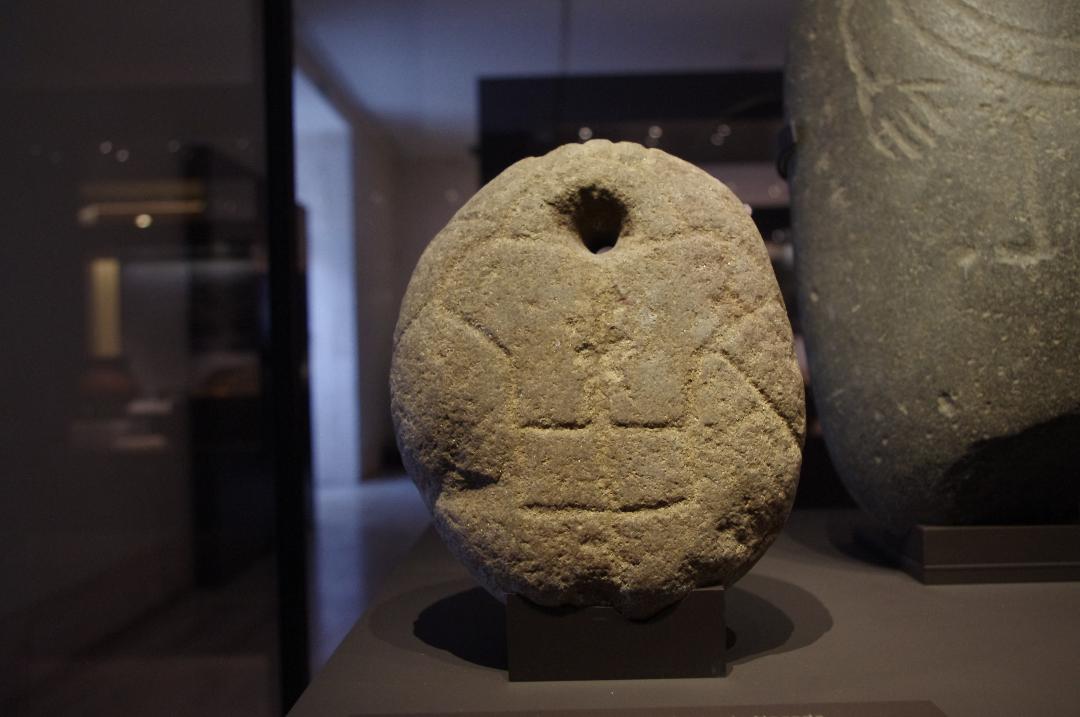 Ídolo de Noceda en el Museo Arqueológico Nacional (1800 a. C.)