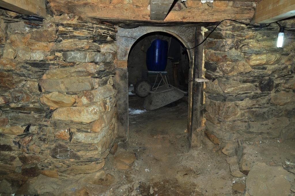 Obras de adecuación del Museo de las Tradiciones de Cabrera, en Valdavido. (David G. López)