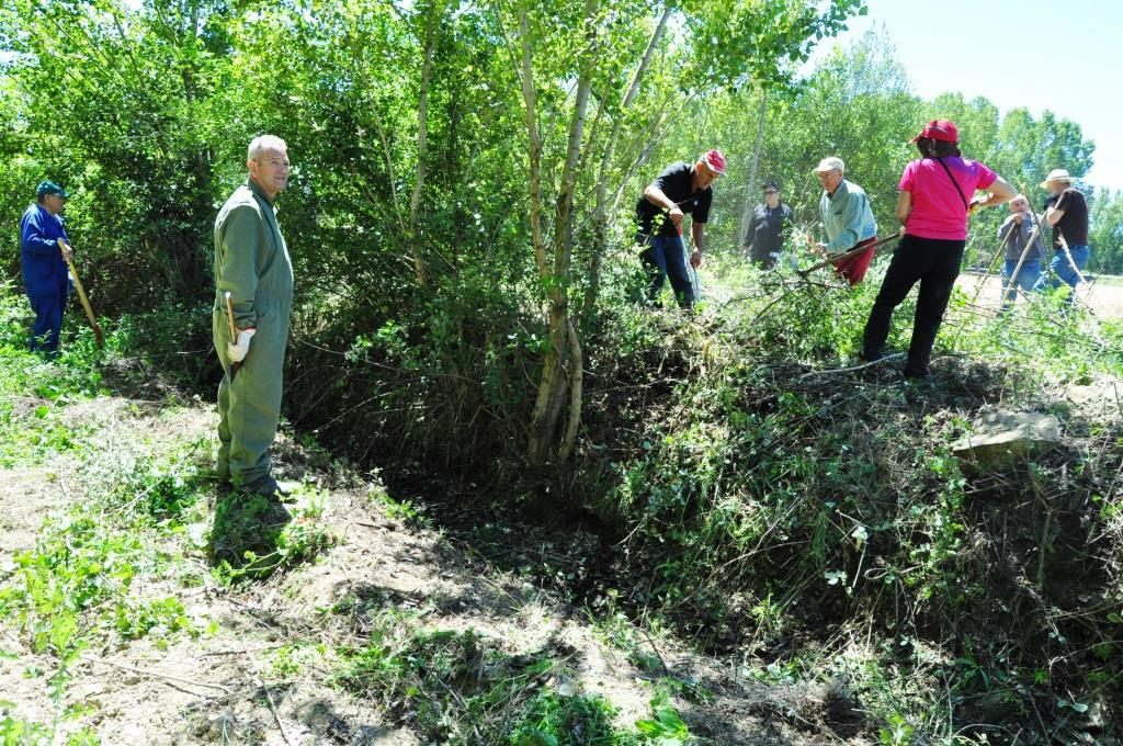 Así estaba el muro lateral, en algunos tramos, antes de la intervención.