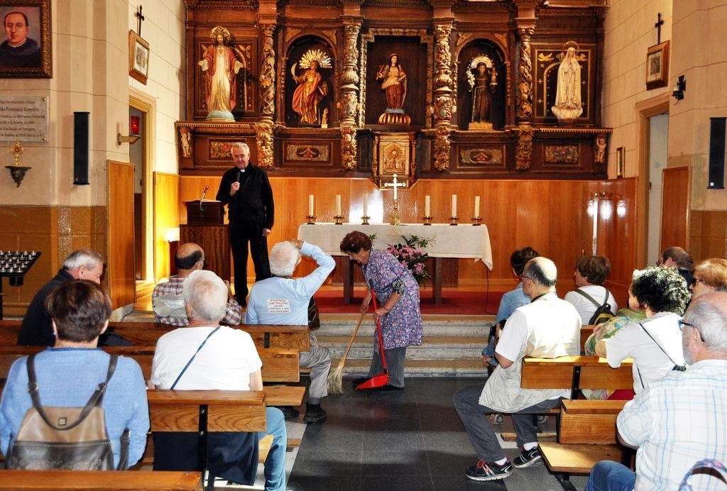 En la iglesia de Otero de las Dueñas.