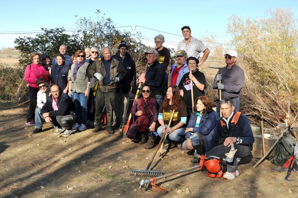 Parte de los voluntarios de la hacendera 