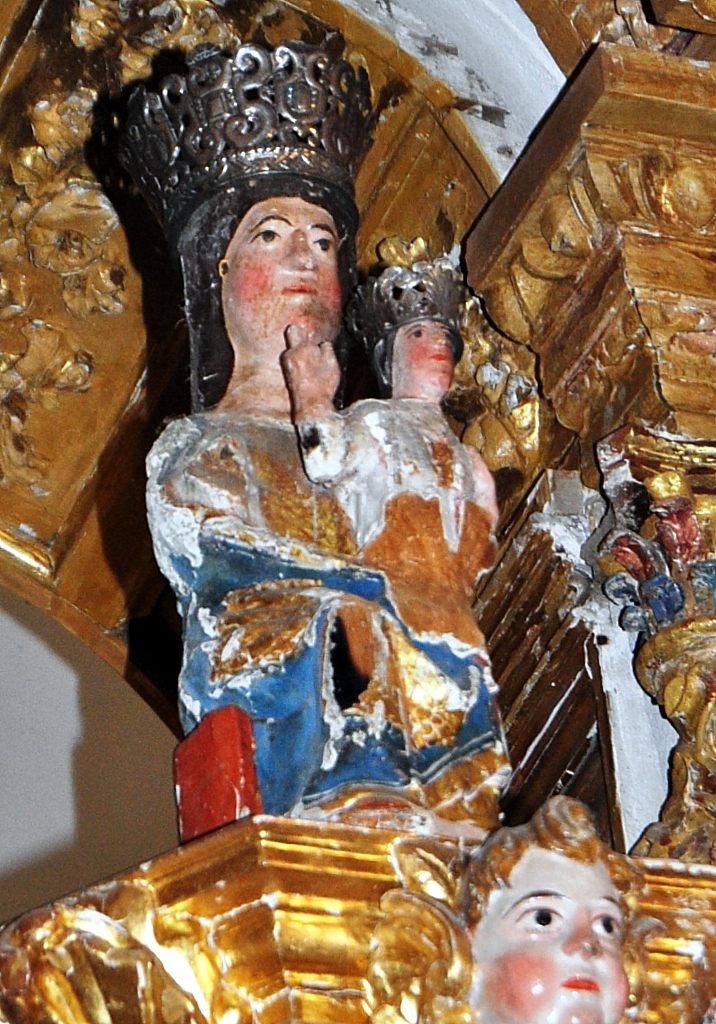 La Virgen de Pandorado en su camarín.